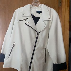 Rue 21+ Ladies White Leather Jacket 1x